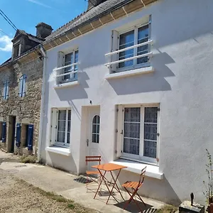 Maison De Ty Richarzh, 2 Chambres, 4 Personnes Plouharnel